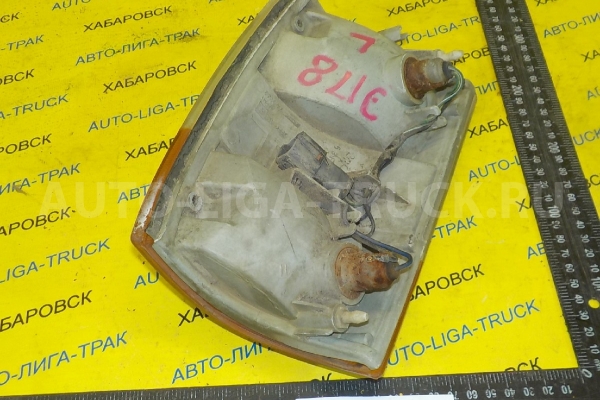 Поворотник Isuzu Elf 4HG1 Поворотник 4HG1 1996  8-97855-008-2