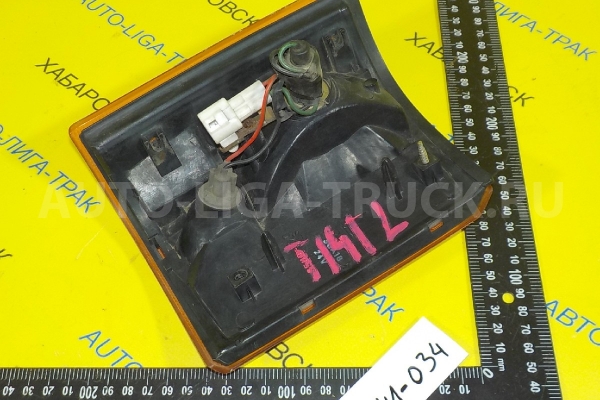 Поворотник Mazda Titan VS Поворотник VS 1997  8BW2-51-070A
