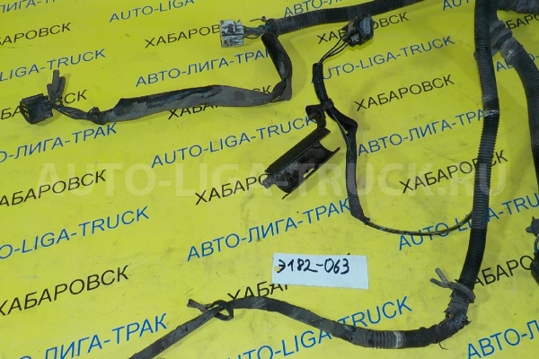Привод Isuzu Elf 4HF1 Привод 4HF1 1997  8-97128-229-2