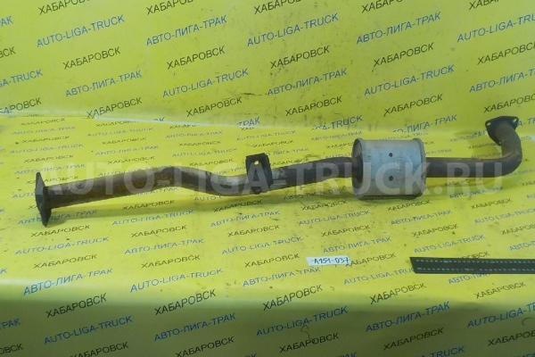 Приёмная труба глушителя Nissan Atlas TD27 Приёмная труба глушителя TD27 1997  20010-2T728