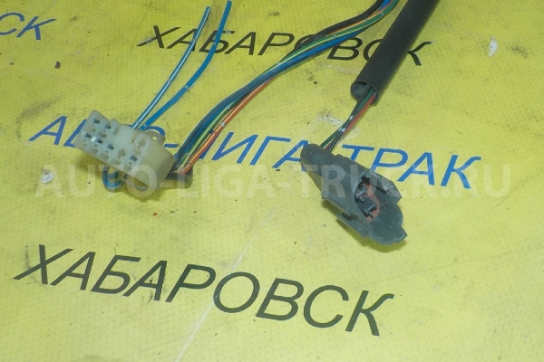Проводка двери Isuzu Elf Проводка двери 8-97100-293-0 Проводка двери Isuzu Elf Проводка двери 8-97100-293-0