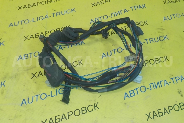 Проводка двери Isuzu Elf Проводка двери 8-97100-293-0 Проводка двери Isuzu Elf Проводка двери 8-97100-293-0