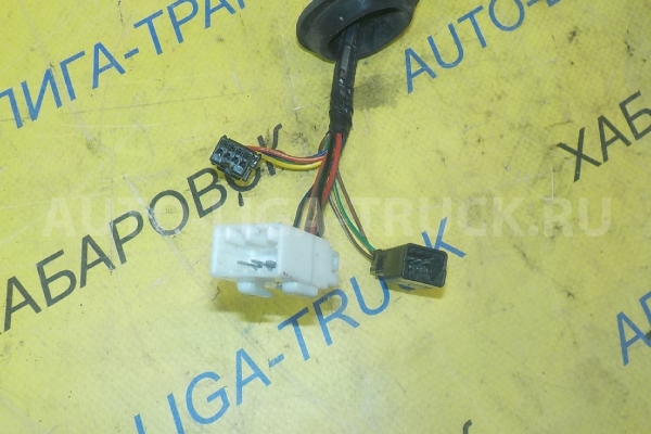 Проводка двери Mazda Titan 4HF1 Проводка двери 4HF1 1998  W412-67-190E