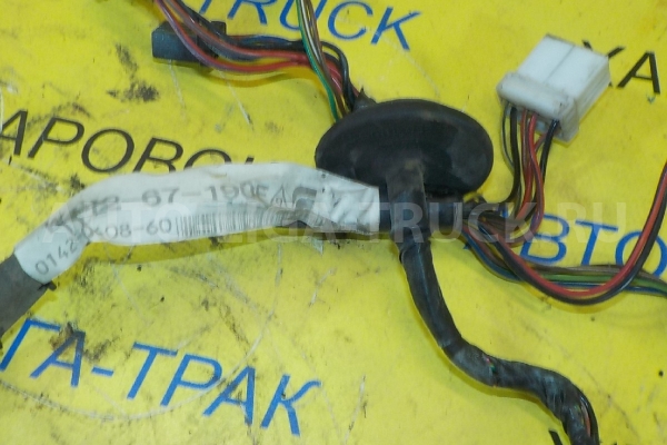 Проводка двери Mazda Titan TF Проводка двери TF 1996  W412-67-190E