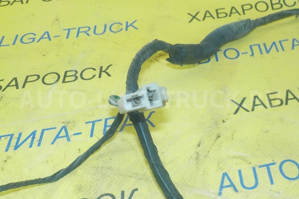 Проводка двери Mitsubishi Canter Проводка двери    MC156540