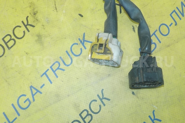 Проводка двери Toyota Dyna, Toyoace 15B Проводка двери 15B   82151-37090