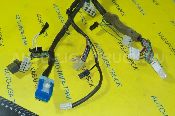 Проводка Isuzu Elf 4HF1 Электропроводка 4HF1 1996  8-97142-518-0