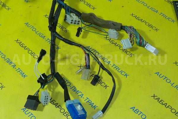 Проводка Isuzu Elf 4HF1 Электропроводка 4HF1 1996  8-97142-518-0