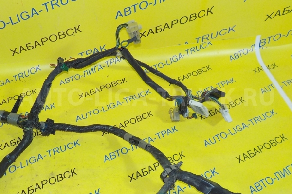 Проводка Isuzu Elf 4HF1 Электропроводка 4HF1 1994  8-97100-719-1