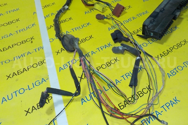 Проводка Isuzu Elf 4HF1 Электропроводка 4HF1 1994  8-97100-719-1
