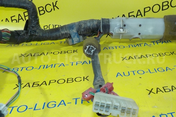 Проводка Isuzu Elf 4HF1 Электропроводка 4HF1 1994  8-97100-719-1