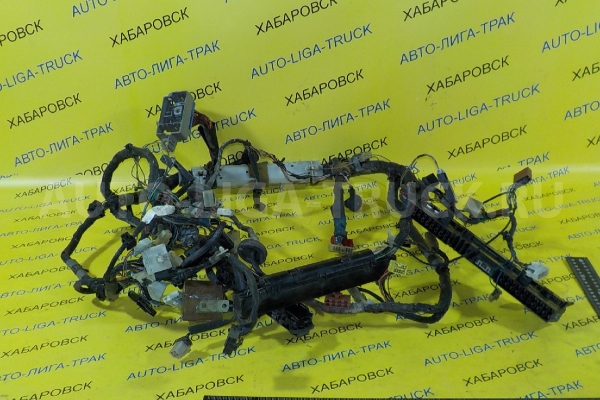 Проводка Isuzu Elf 4HF1 Электропроводка 4HF1 1994  8-97100-719-1