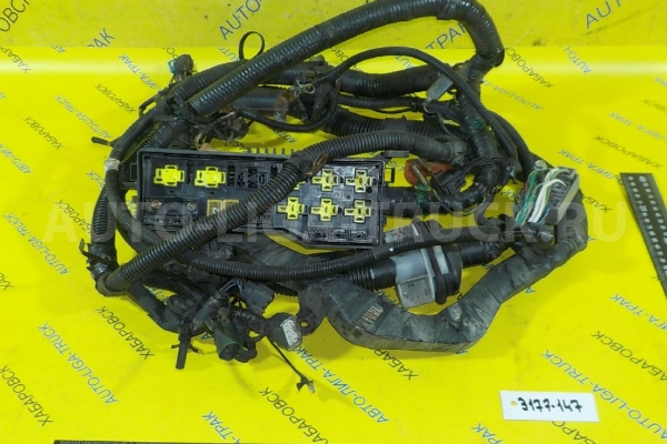 Проводка Isuzu Elf 4HF1 Электропроводка 4HF1 1996  8-97128-238-3
