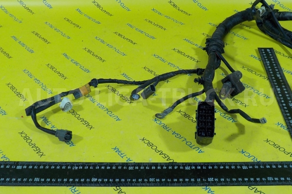 Электропроводка Mazda Titan 4HG1 Электропроводка 4HG1 2000  W632-67-050K
