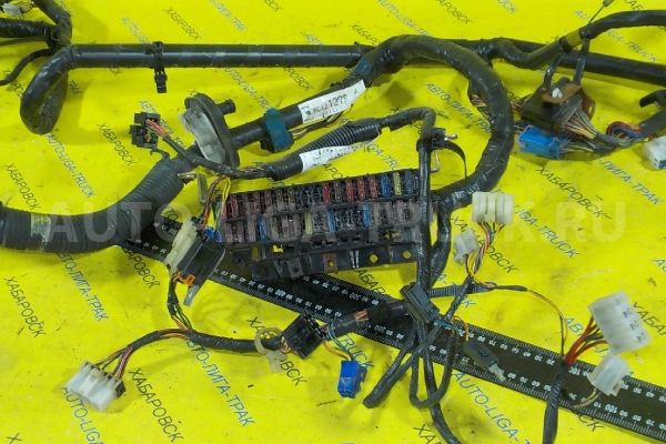 Электропроводка Mitsubishi Canter 4D35 Электропроводка 4D35 1994  MC121278