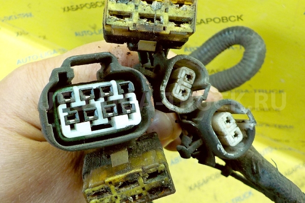 Проводка Toyota Dyna, Toyoace S05C Электропроводка S05C 2003  82165-37130