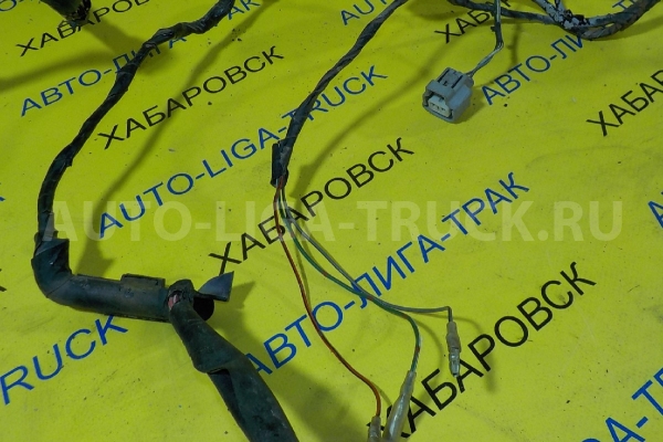 Проводка Toyota Dyna, Toyoace 15В Электропроводка  1995  82135-37153