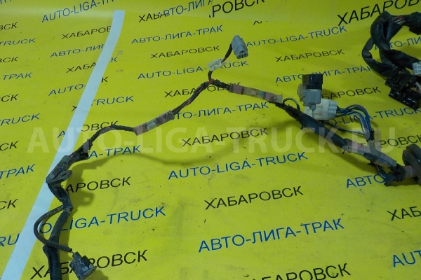 Проводка Toyota Dyna, Toyoace 15В Электропроводка  1995  82135-37153