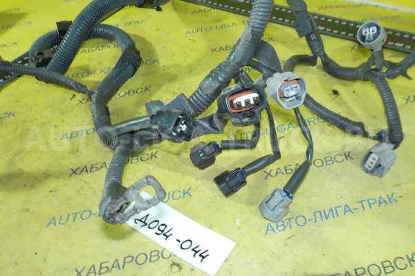 Проводка Toyota Dyna, Toyoace 4B Электропроводка 4B 2001  82121-3V160