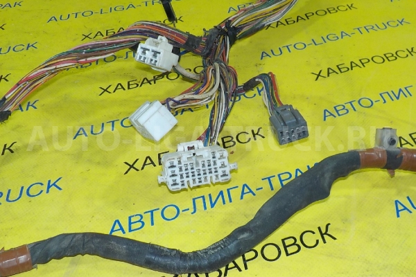 Проводка Toyota Dyna, Toyoace 15В Электропроводка  1995  82126-37223