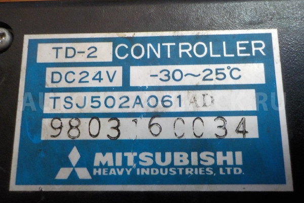 Пульт управления рефкой Mitsubishi Canter Пульт управления рефкой    TSJ502A061
