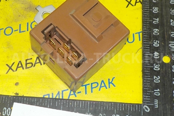 Реле Isuzu Elf 4HG1 Реле 4HG1 1996  8-97036-649-0