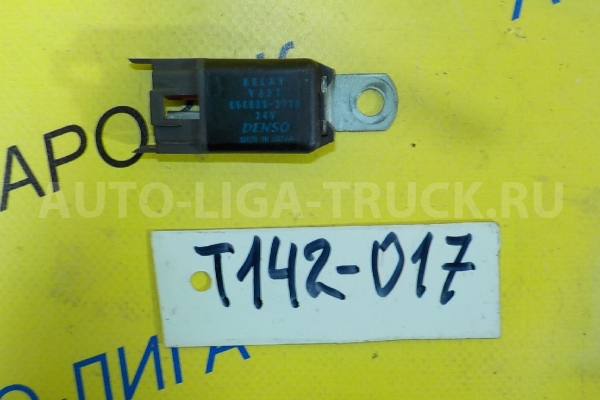 Реле Mazda Titan 4HG1 Реле 4HG1 2000  YJ21-18-811