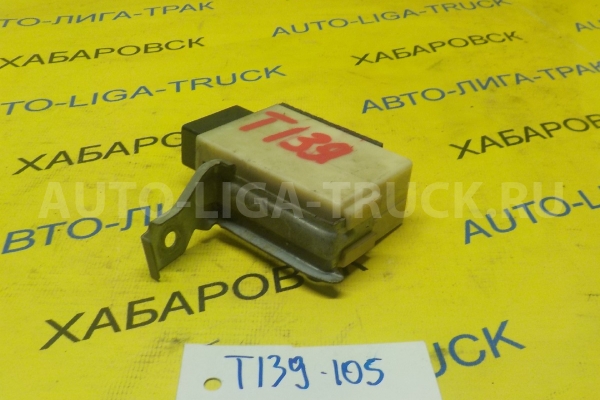 Реле Mazda Titan TF Реле TF 2001 W611-67-830 Реле Mazda Titan TF Реле TF 2001 W611-67-830