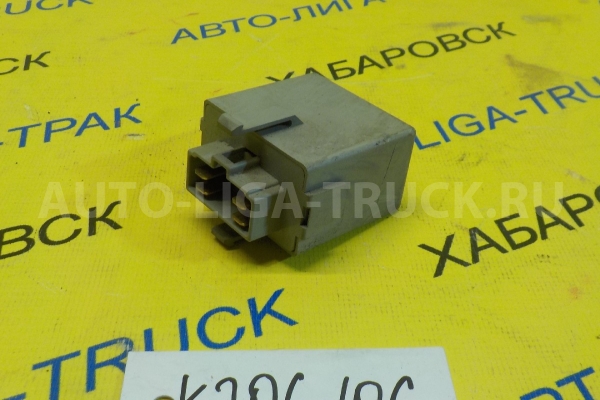 Реле Mitsubishi Canter 4D32 Реле 4D32 1990  MB302381