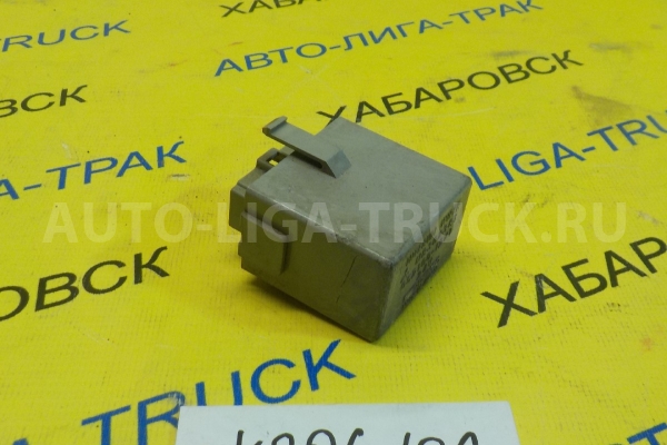 Реле Mitsubishi Canter 4D32 Реле 4D32 1990  MB302381