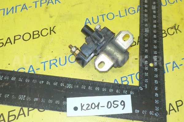 РЕЛЕ Mitsubishi Canter 4M40 РЕЛЕ 4M40 2000  ME202899