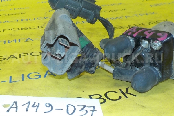 Реле Nissan Atlas TD27 Реле TD27 1993  25230-0T000