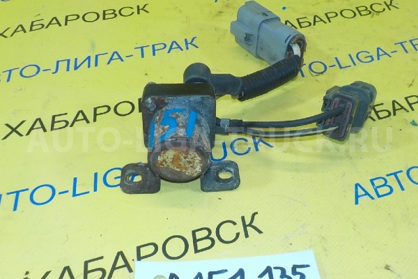 Реле Nissan Atlas TD27 Реле TD27 1997  25230-0T000