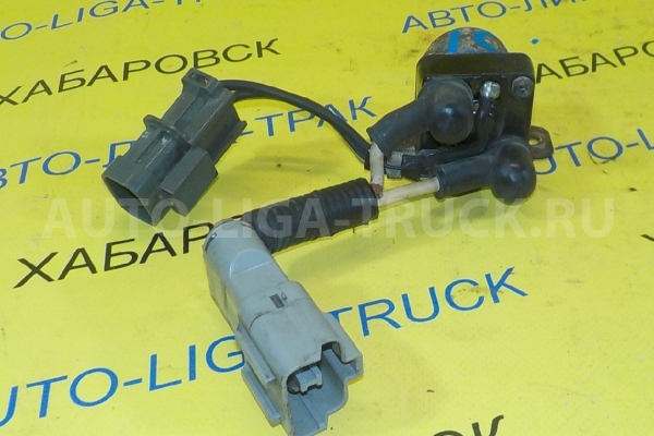 Реле Nissan Atlas TD27 Реле TD27 1997  25230-0T000