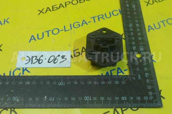 Реостат печки Isuzu Elf 4HF1 Реостат печки 4HF1 1996  8-97083-135-1