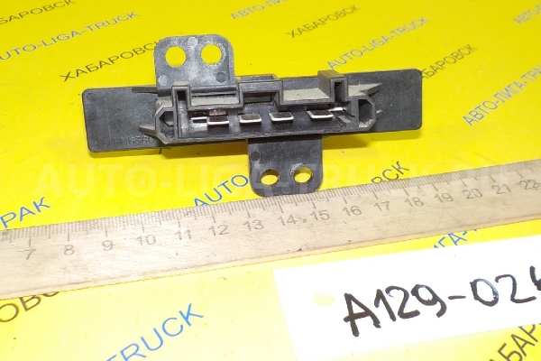 Реостат печки Nissan Atlas TD27 Реостат печки TD27 2001  27150-5T000