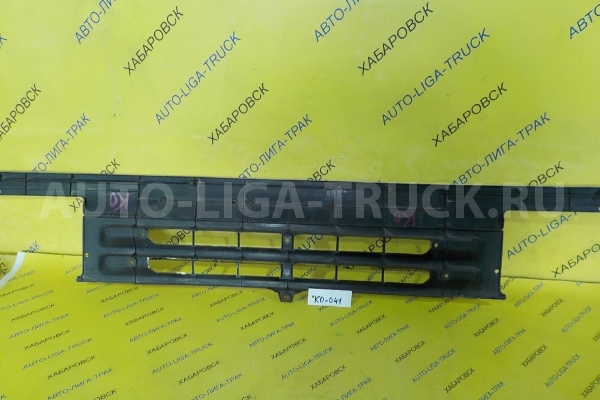 Решетка ФАР Mitsubishi Canter Решетка радиатора MC133350 Решетка ФАР Mitsubishi Canter Решетка радиатора MC133350