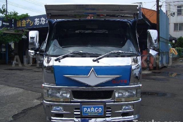 Решетка ФАР Mitsubishi Canter Решетка радиатора    MC149176