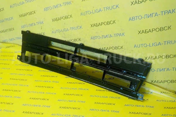Решетка радиатора Mitsubishi Fuso Решетка радиатора MC934072 Решетка радиатора Mitsubishi Fuso Решетка радиатора MC934072