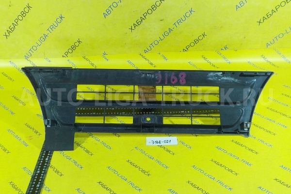 Решетка радиатора Isuzu Elf 4HF1 Решетка радиатора 4HF1   8-97009-462-3