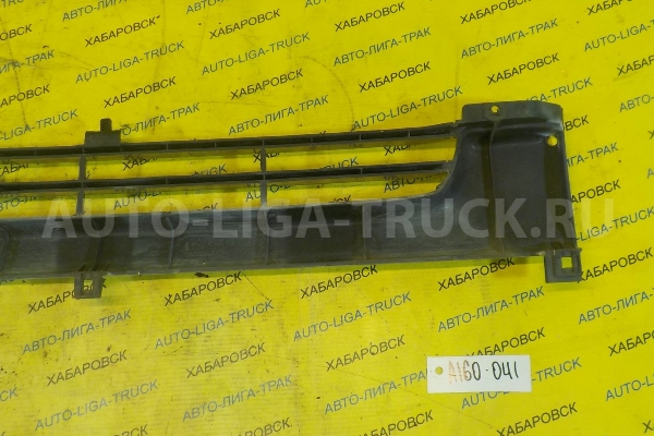 Решетка радиатора Nissan Atlas QD32 Решетка радиатора QD32 1998 62330-7T000 Решетка радиатора Nissan Atlas QD32 Решетка радиатора QD32 1998 62330-7T000