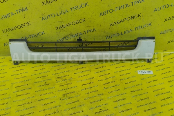 Решетка радиатора Nissan Atlas QD32 Решетка радиатора QD32 1998 62330-7T000 Решетка радиатора Nissan Atlas QD32 Решетка радиатора QD32 1998 62330-7T000