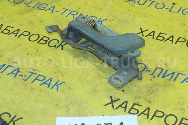 Ручка двери внутреняя Mitsubishi Canter Ручка двери внутреняя MC142092 Ручка двери внутреняя Mitsubishi Canter Ручка двери внутреняя MC142092