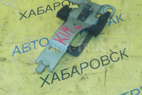 Ручка внутреняя Mitsubishi Canter 4D32 Ручка двери внутреняя 4D32 1991  MC131172