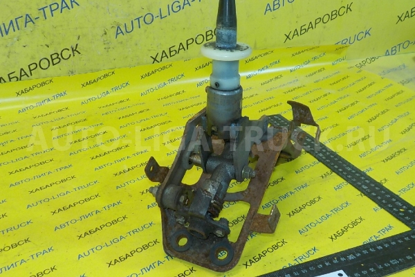 РЫЧАГ КПП Toyota Dyna, Toyoace 5L РЫЧАГ КПП 5L 2004  33506-37031