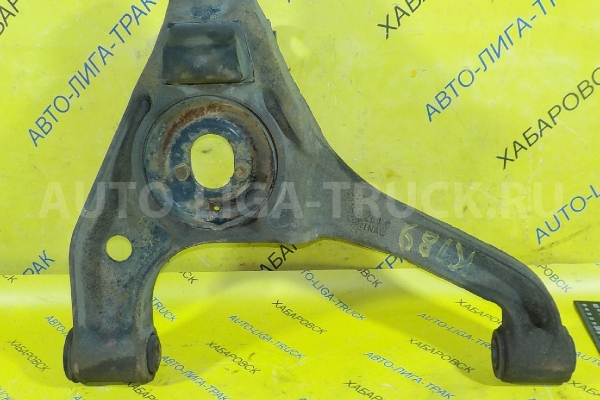 РЫЧАГ Mitsubishi Canter 4M51 РЫЧАГ 4M51 2000  MC189081