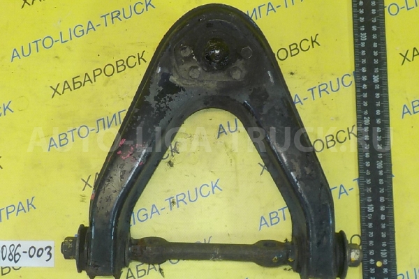 РЫЧАГ Nissan Atlas TD27 РЫЧАГ TD27 1995  54524-21T10