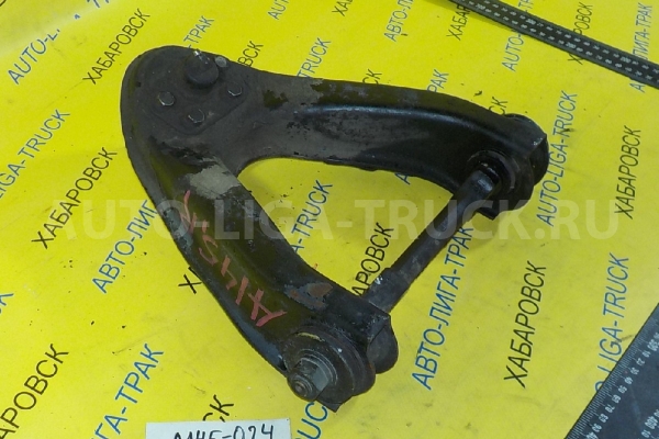 РЫЧАГ Nissan Atlas ТД27 РЫЧАГ 54524-21T10 РЫЧАГ Nissan Atlas ТД27 РЫЧАГ 54524-21T10