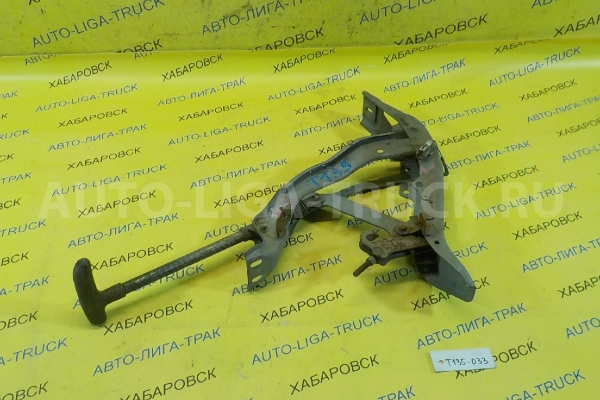 Рычаг ручника Mazda Titan 4HF1 Рычаг ручника 4HF1 2001  W620-44-300F