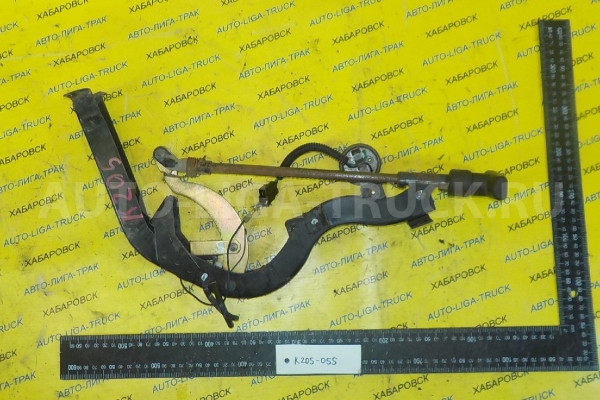 Рычаг ручника Mitsubishi Canter 4D32 Рычаг ручника 4D32 1990  MC112512